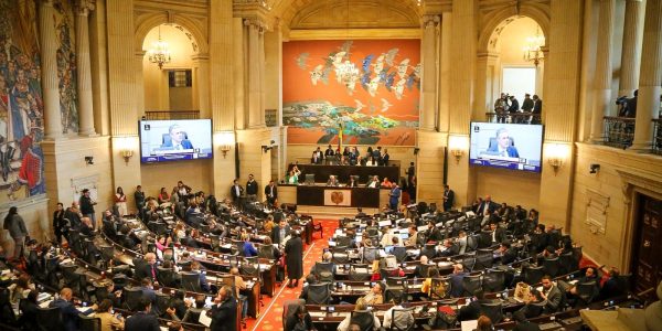 COMISIONES-ECONOMICAS-SENADO-600x300