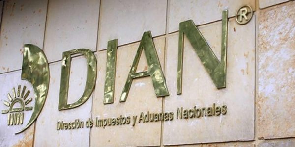 DIAN-LOGO-PARED-SEDE-600x300