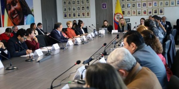MINTRABAJO-MESA-DE-CONCERTACION-600x300